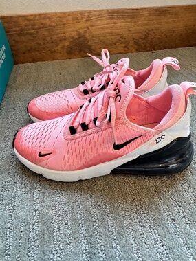 Nike Air 270 Youth 5 Sneakers Shoes woman's 6.5